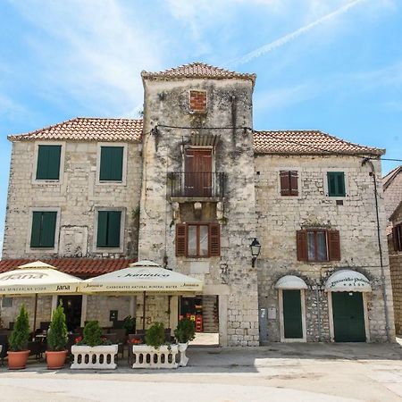 King&Queen Kastela Exterior photo