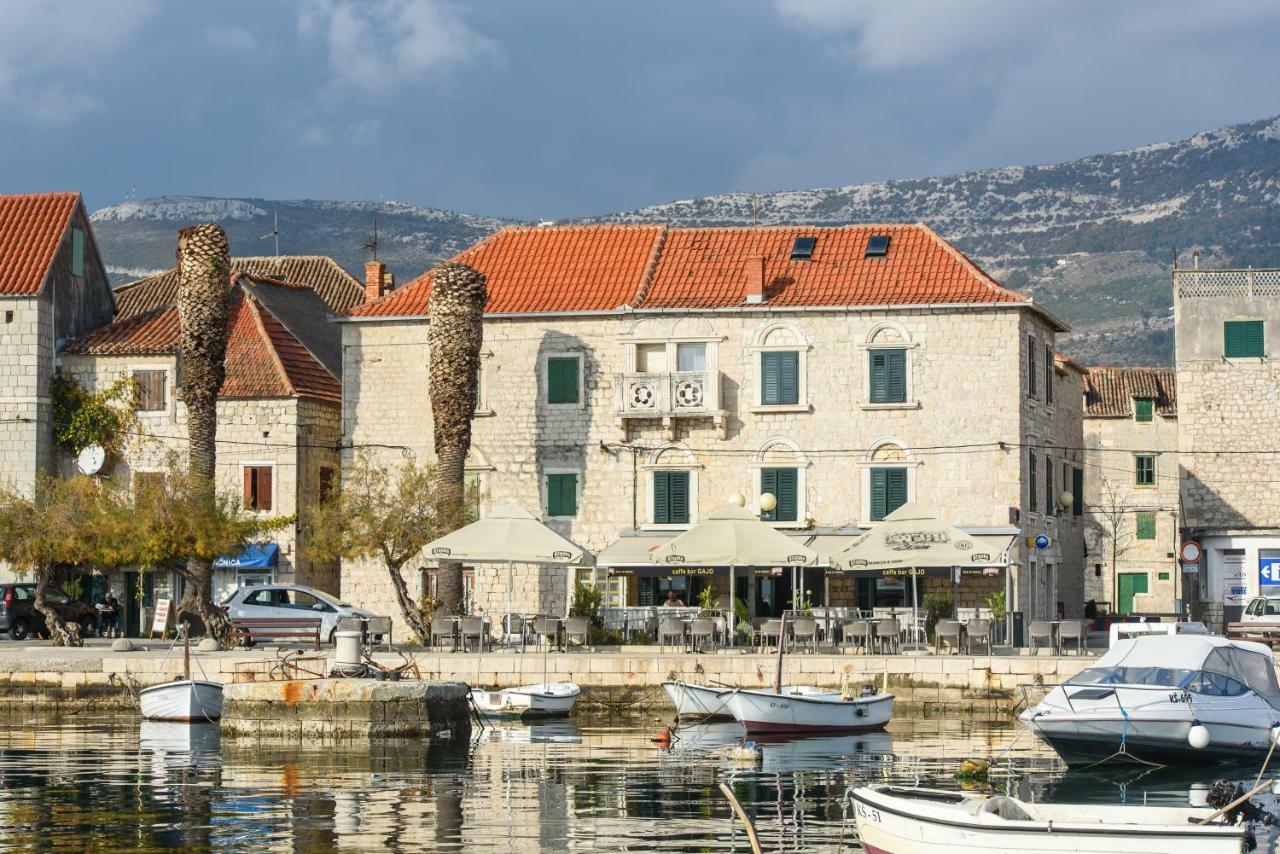 King&Queen Kastela Exterior photo